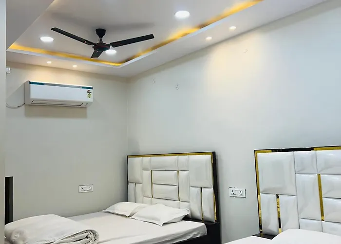 Bhagwati Paying Guest House